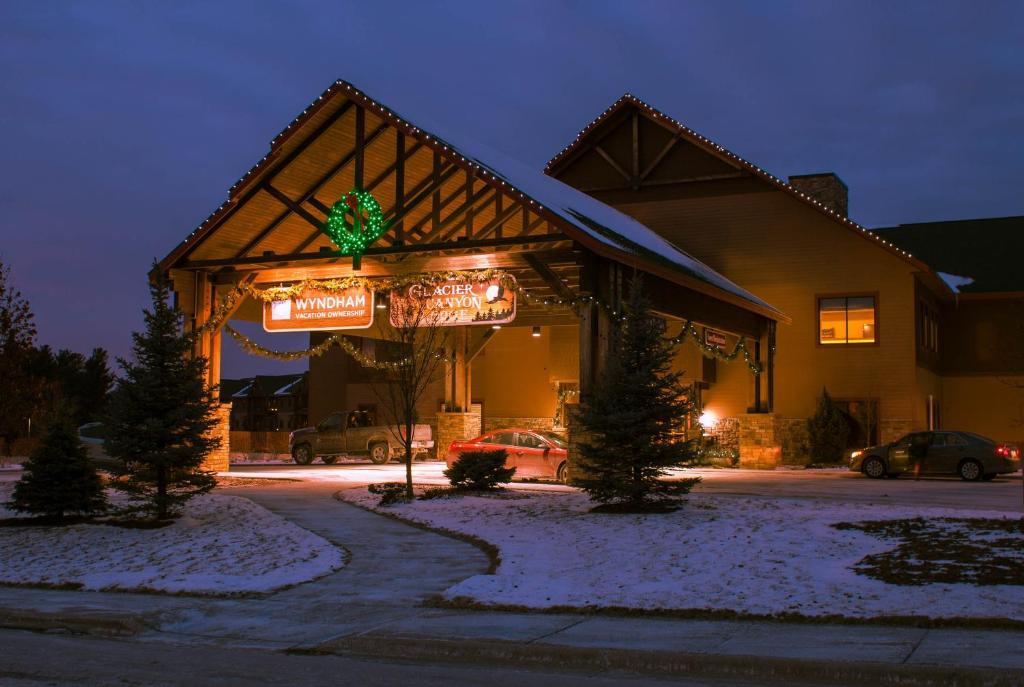 Club Wyndham Glacier Canyon Lake Delton Buitenkant foto