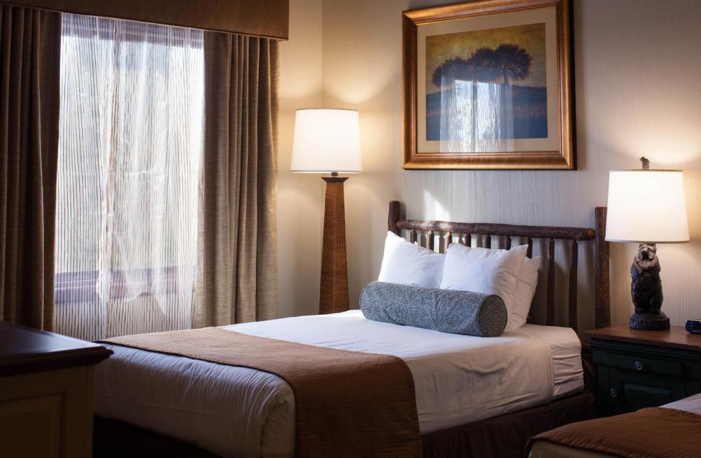 Club Wyndham Glacier Canyon Lake Delton Buitenkant foto